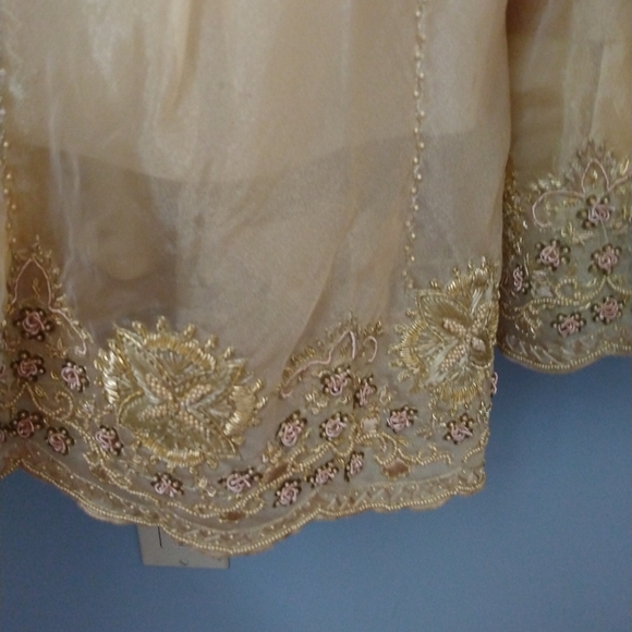 Gold Color Long Lehenga With laced back Choli Indian Traditional Dress 2 piece - Picture 5 of 10